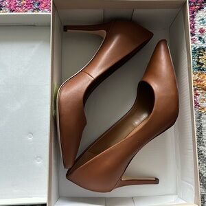 14th & Union Brown Heels